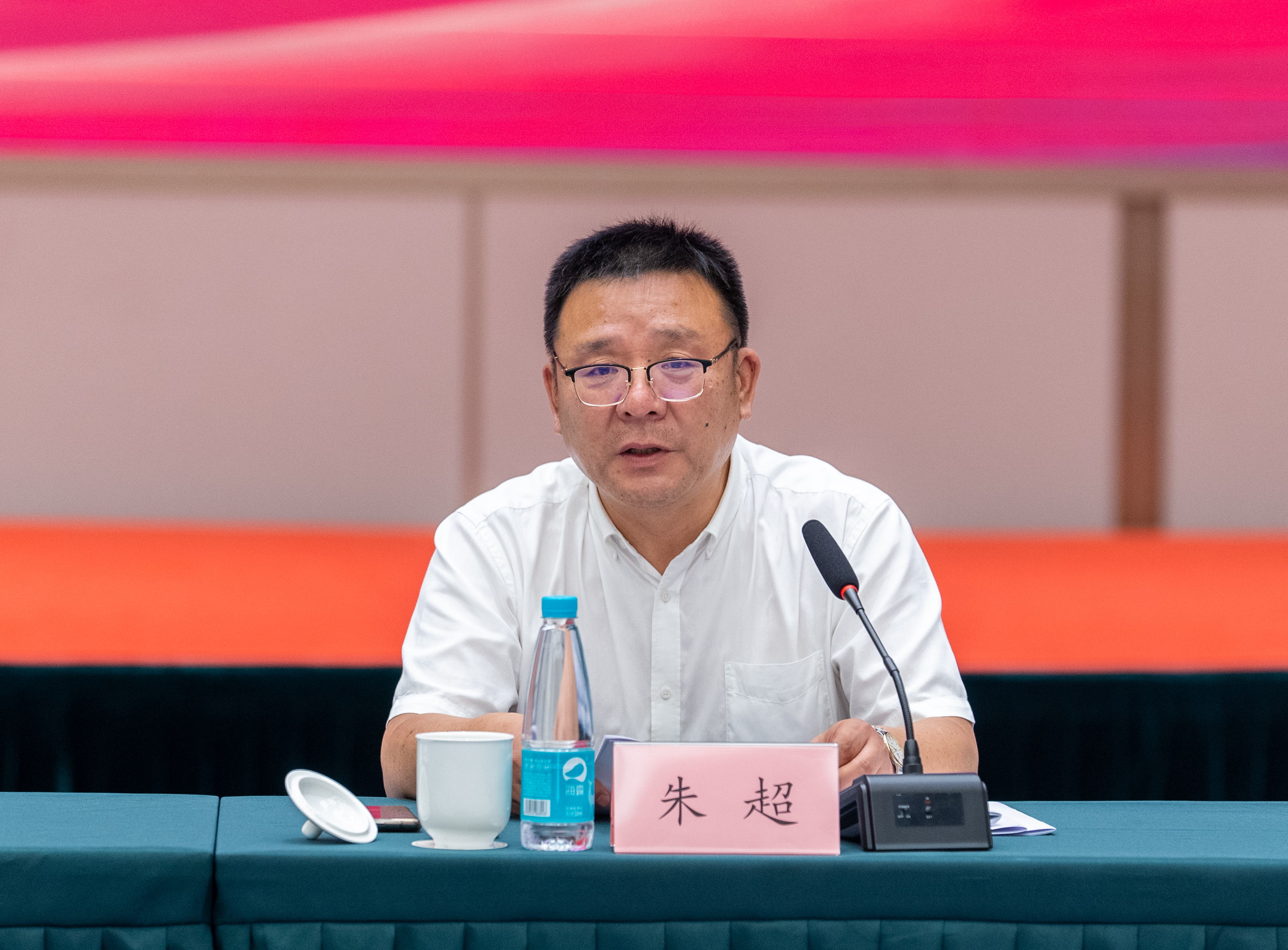 2022年上半年經(jīng)濟(jì)形式分析會(huì)-38.jpg