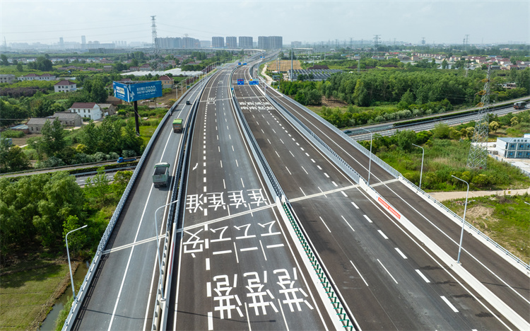 跨鹽靖高速大橋.jpg